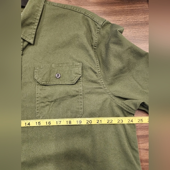 Wrangler Men's Army Green Button Down Long Sleeve Workwear Shirt Top, sz XL - Picture 7 of 13